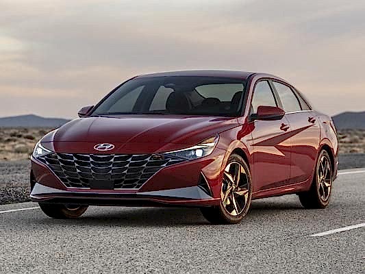 Аренда авто Hyundai Elantra 2022 в г. Астана